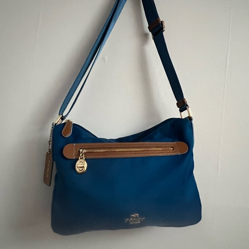 Coach Sawyer Crossbody Bag in Blue and Tan - Picture 4 of 15